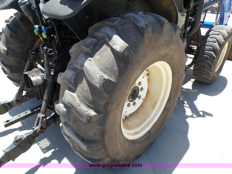 image for item K8764 2012 New Holland T4030 Deluxe MFWD tractor