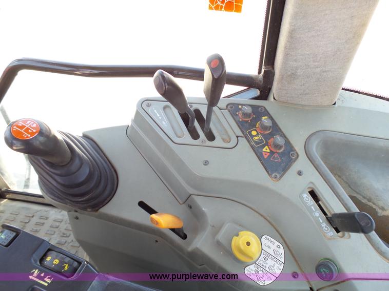 image for item K8765 2000 Massey-Ferguson 6270 MFWD tractor