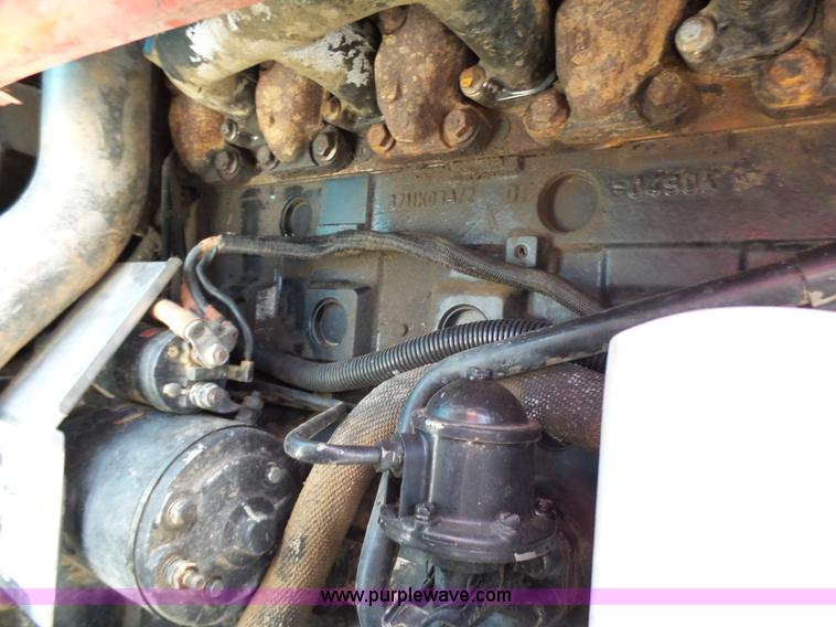 image for item K8765 2000 Massey-Ferguson 6270 MFWD tractor