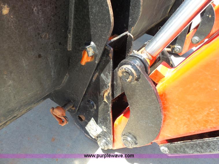 image for item K8765 2000 Massey-Ferguson 6270 MFWD tractor