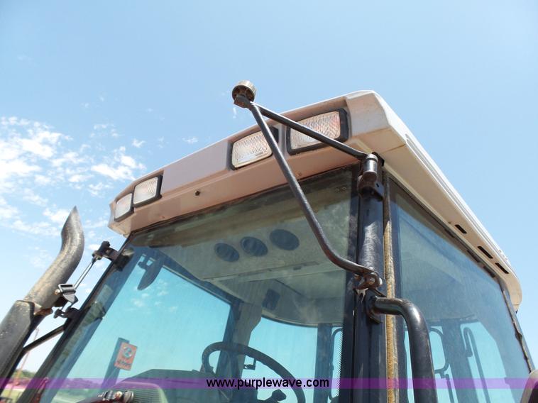 image for item K8765 2000 Massey-Ferguson 6270 MFWD tractor