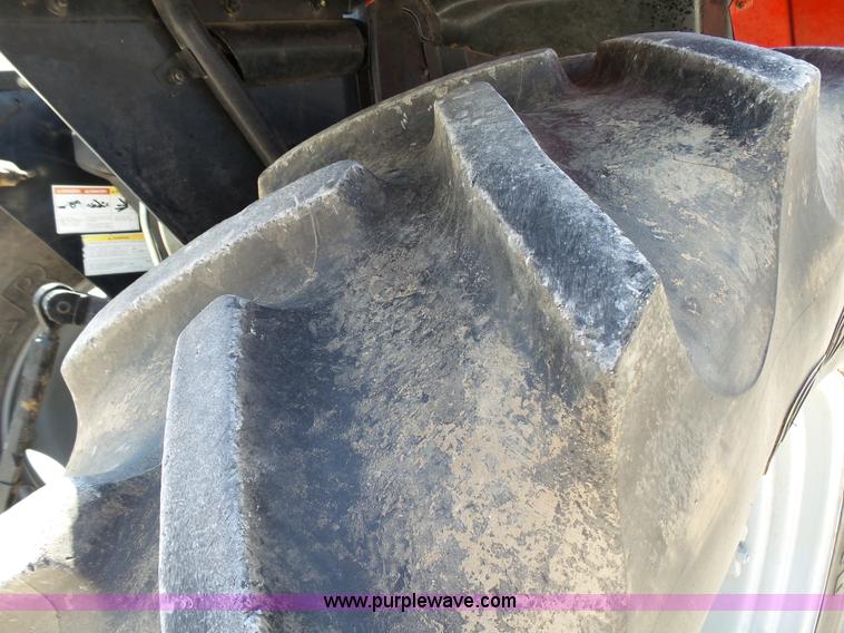 image for item K8765 2000 Massey-Ferguson 6270 MFWD tractor