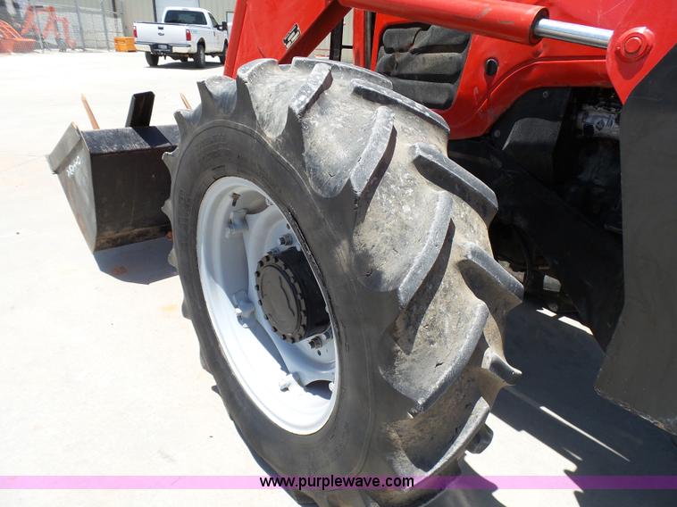 image for item K8765 2000 Massey-Ferguson 6270 MFWD tractor