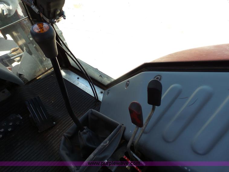 image for item K8766 2008 Massey-Ferguson 583 MFWD tractor