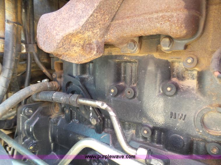 image for item K8766 2008 Massey-Ferguson 583 MFWD tractor