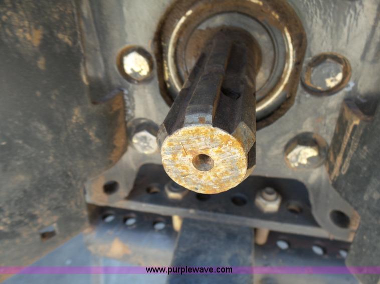 image for item K8766 2008 Massey-Ferguson 583 MFWD tractor