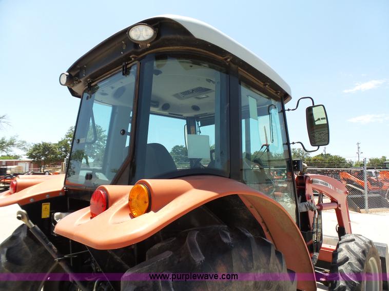 image for item K8766 2008 Massey-Ferguson 583 MFWD tractor