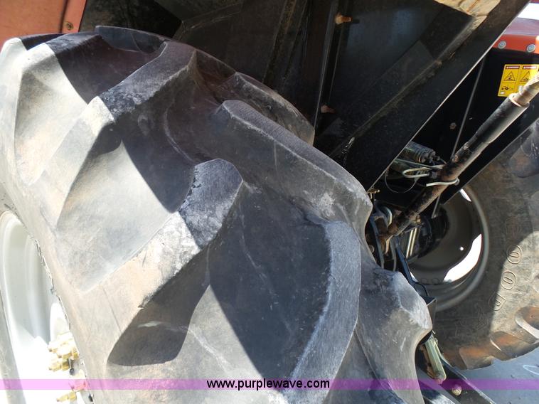 image for item K8766 2008 Massey-Ferguson 583 MFWD tractor