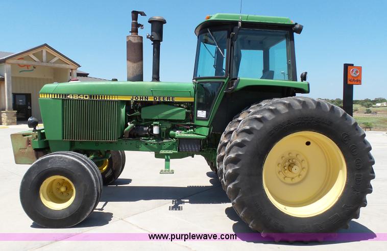 image for item K8767 1980 John Deere 4840 tractor