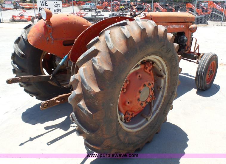 image for item K8768 1960 Massey-Ferguson 65 tractor