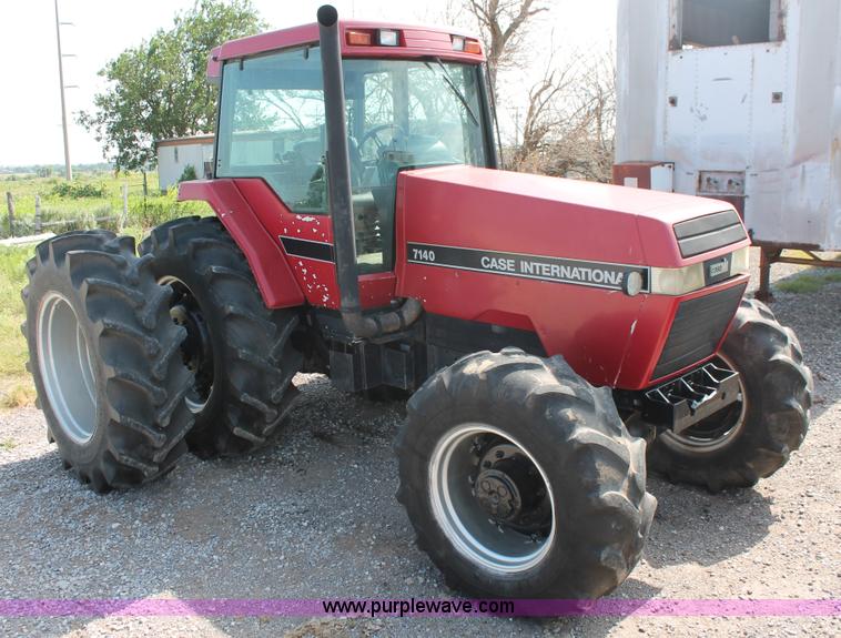 image for item K8775 1989 Case IH 7140 MFWD tractor