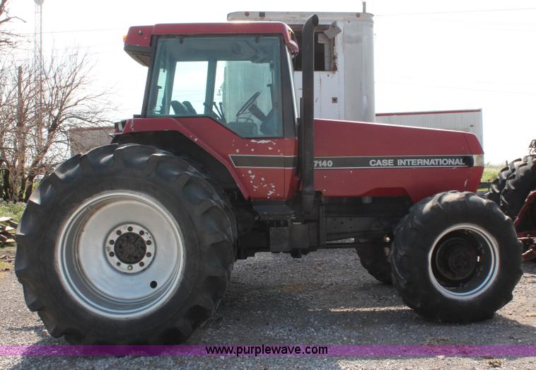 image for item K8775 1989 Case IH 7140 MFWD tractor
