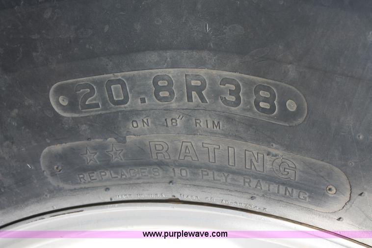 image for item K8775 1989 Case IH 7140 MFWD tractor