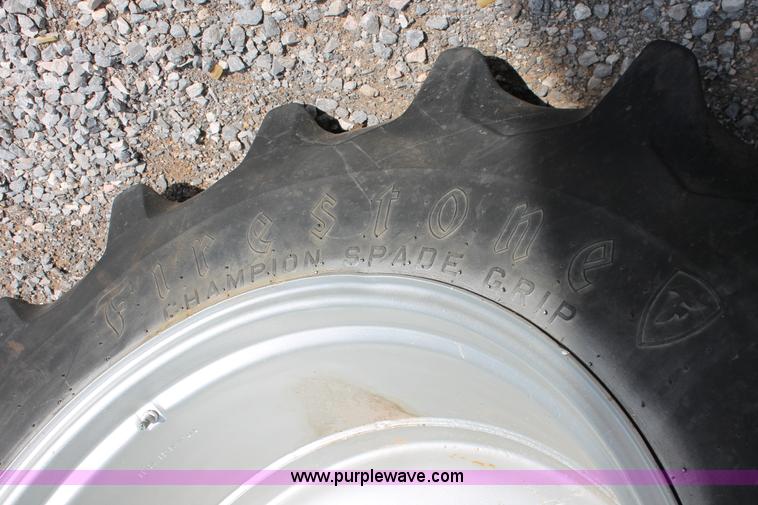 image for item K8775 1989 Case IH 7140 MFWD tractor