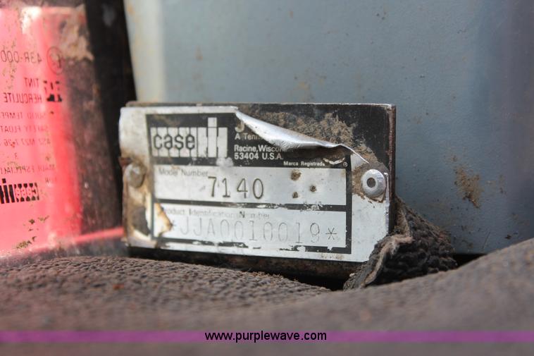 image for item K8775 1989 Case IH 7140 MFWD tractor