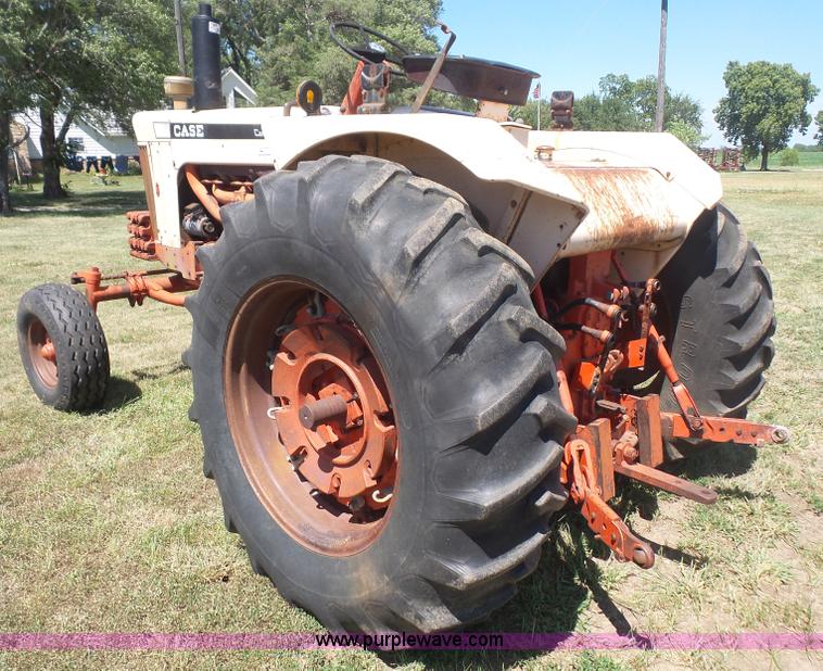 image for item L4941 1968 Case 930 tractor