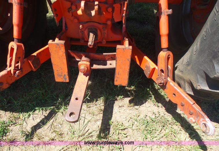 image for item L4941 1968 Case 930 tractor