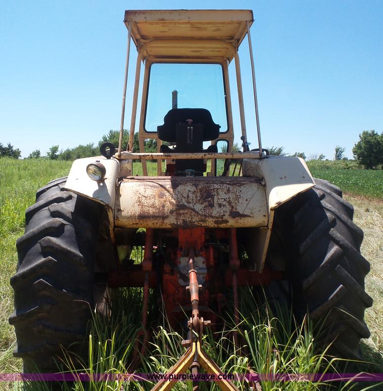 image for item L4942 1966 Case 930 tractor