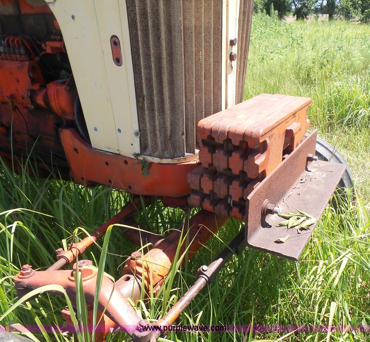 image for item L4942 1966 Case 930 tractor