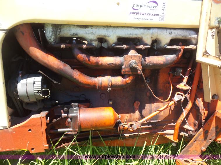 image for item L4942 1966 Case 930 tractor