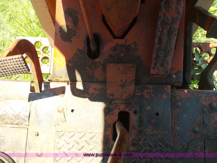 image for item L4942 1966 Case 930 tractor