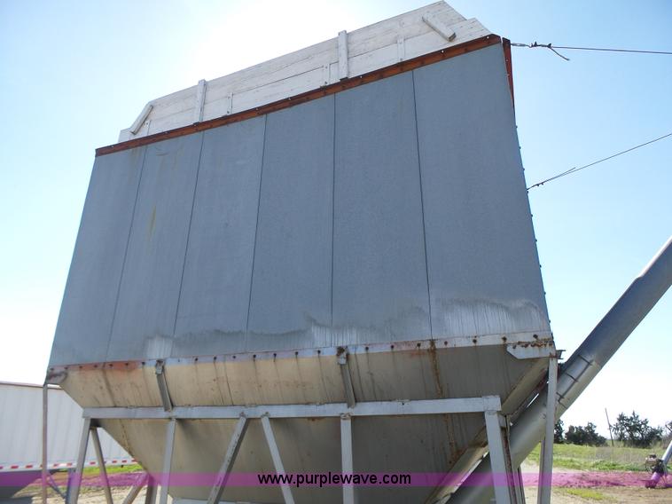 image for item L6026 Grain dryer wet tank