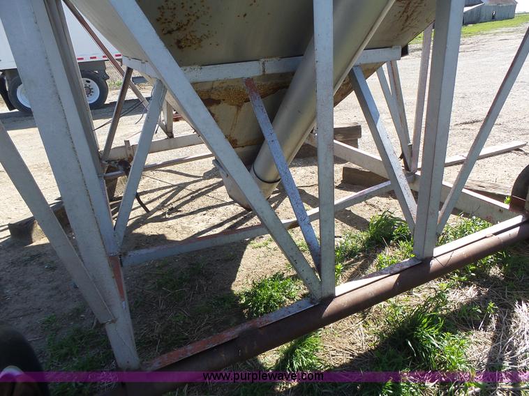 image for item L6026 Grain dryer wet tank