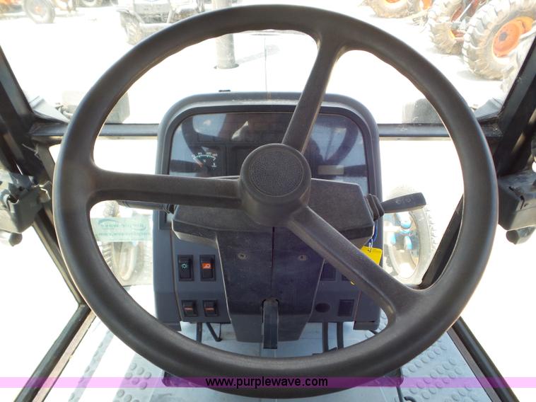 image for item L6781 1992 Ford 7740 tractor