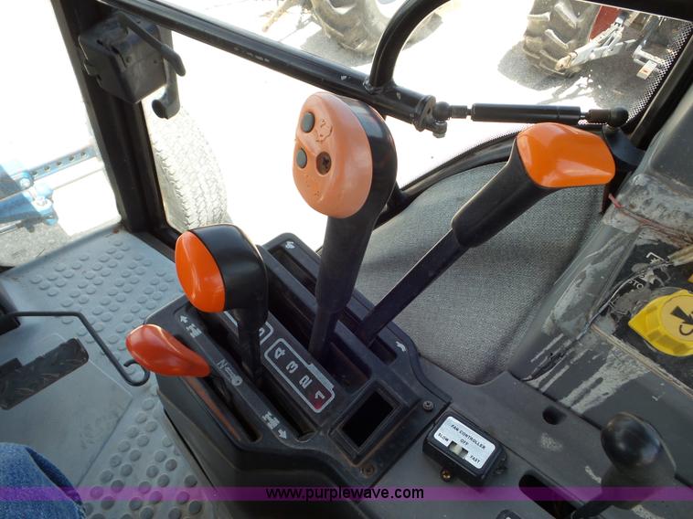 image for item L6781 1992 Ford 7740 tractor