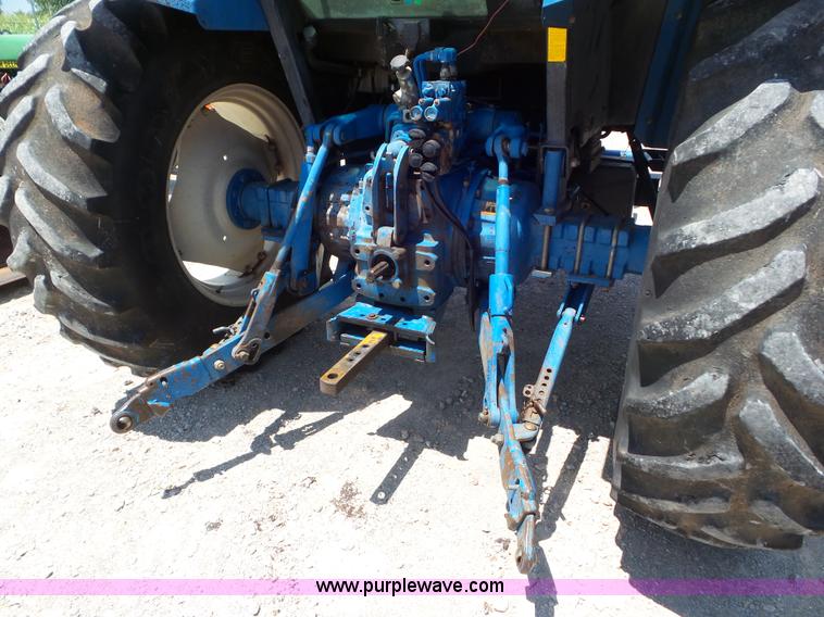 image for item L6781 1992 Ford 7740 tractor