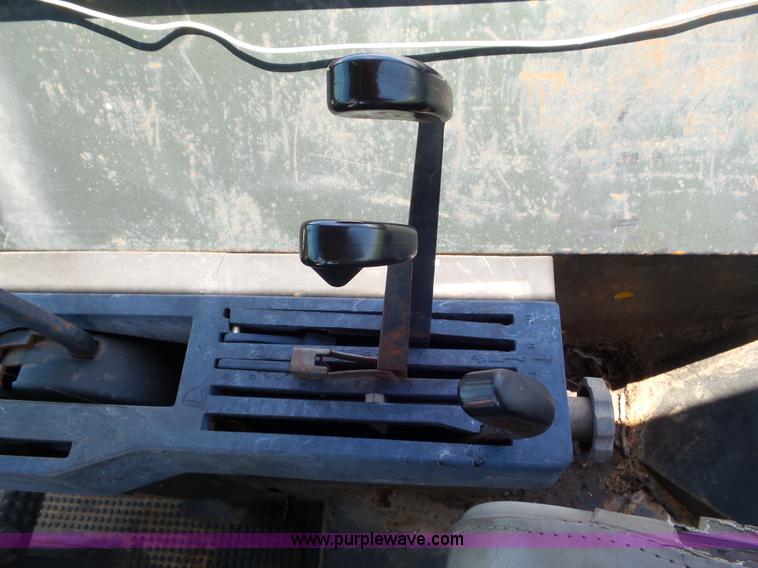 image for item L6782 1974 John Deere 4030 tractor