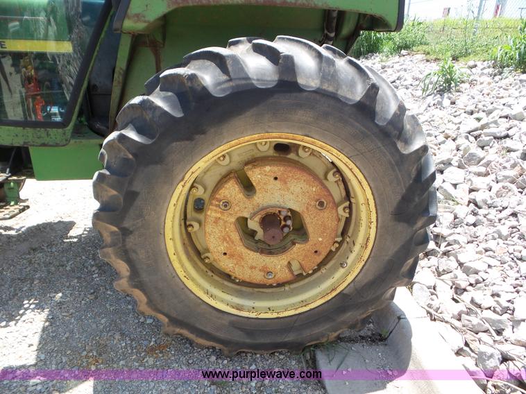 image for item L6782 1974 John Deere 4030 tractor