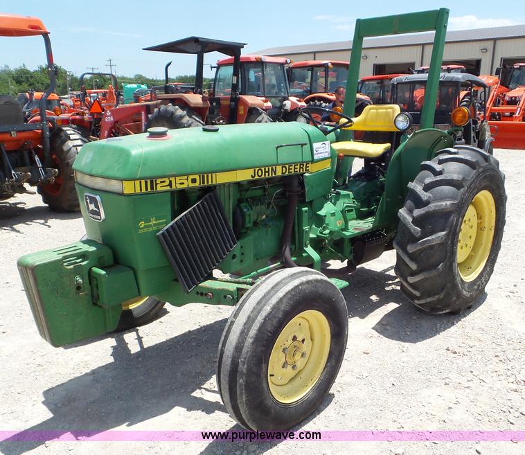 image for item L6783 1983 John Deere 2150 tractor