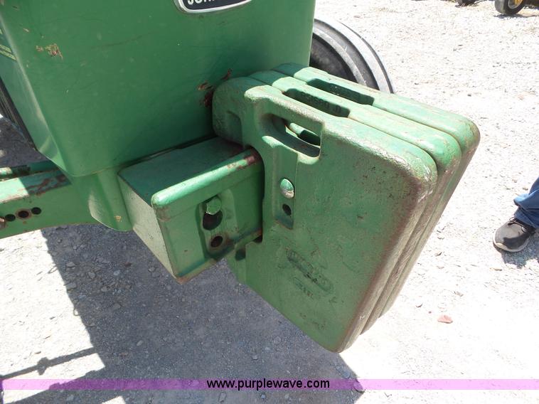 image for item L6783 1983 John Deere 2150 tractor