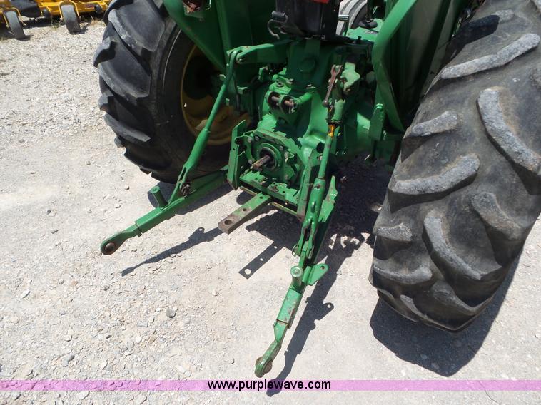 image for item L6783 1983 John Deere 2150 tractor