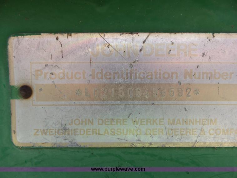 image for item L6783 1983 John Deere 2150 tractor