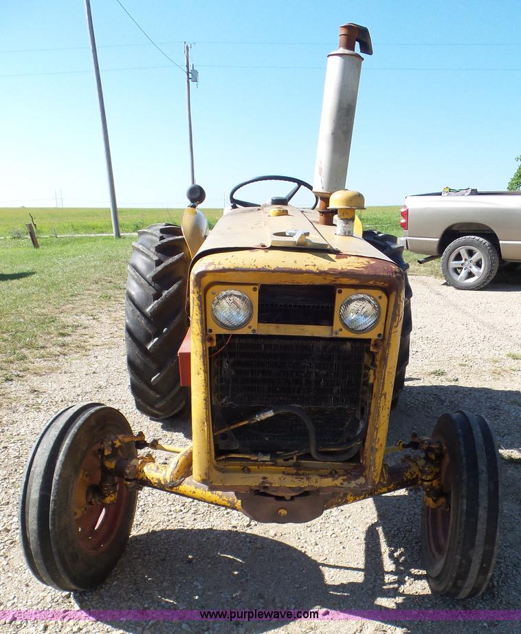 image for item L6832 International 404 tractor