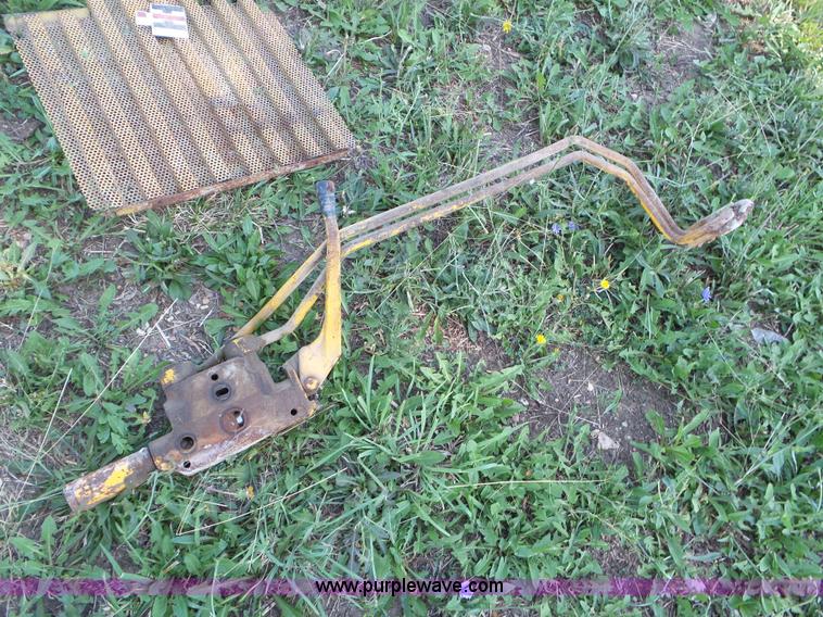 image for item L6832 International 404 tractor