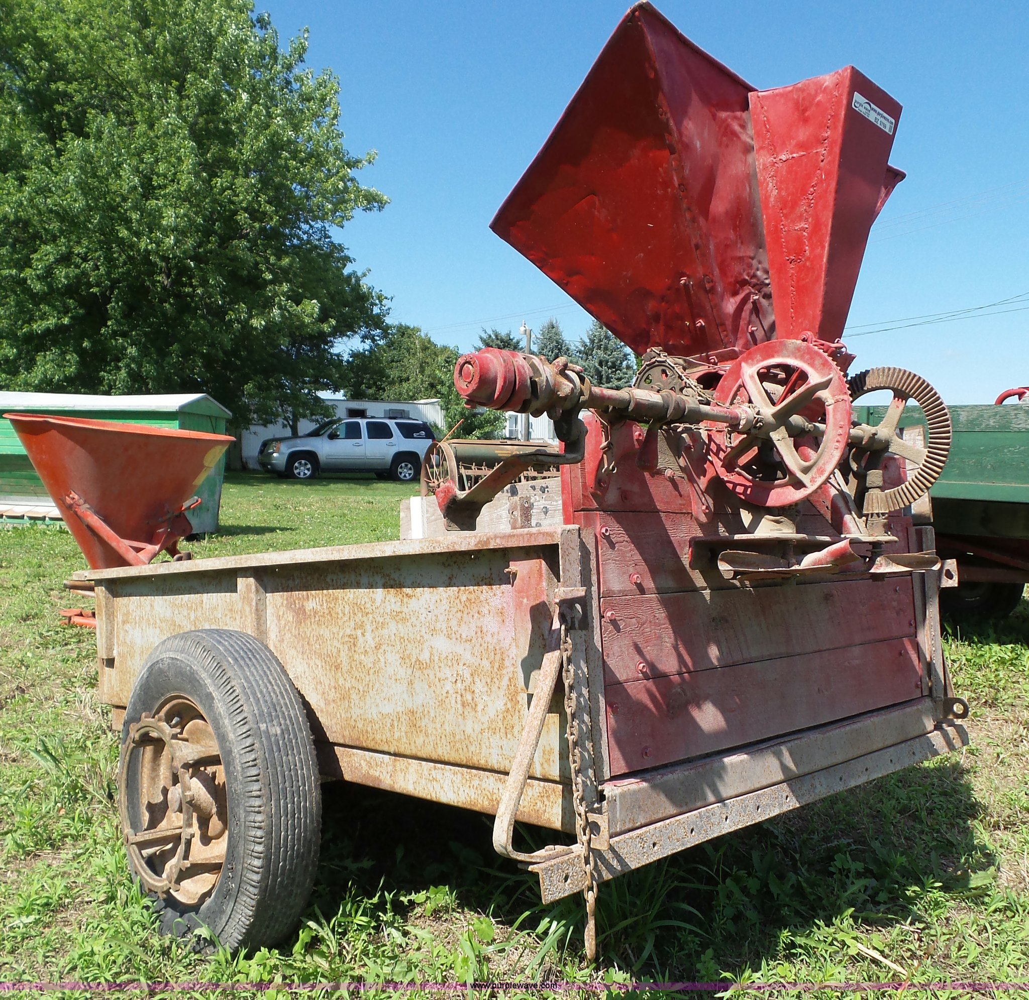 McCormick seed spreader in Oskaloosa, IA Item BZ9769 sold Purple Wave