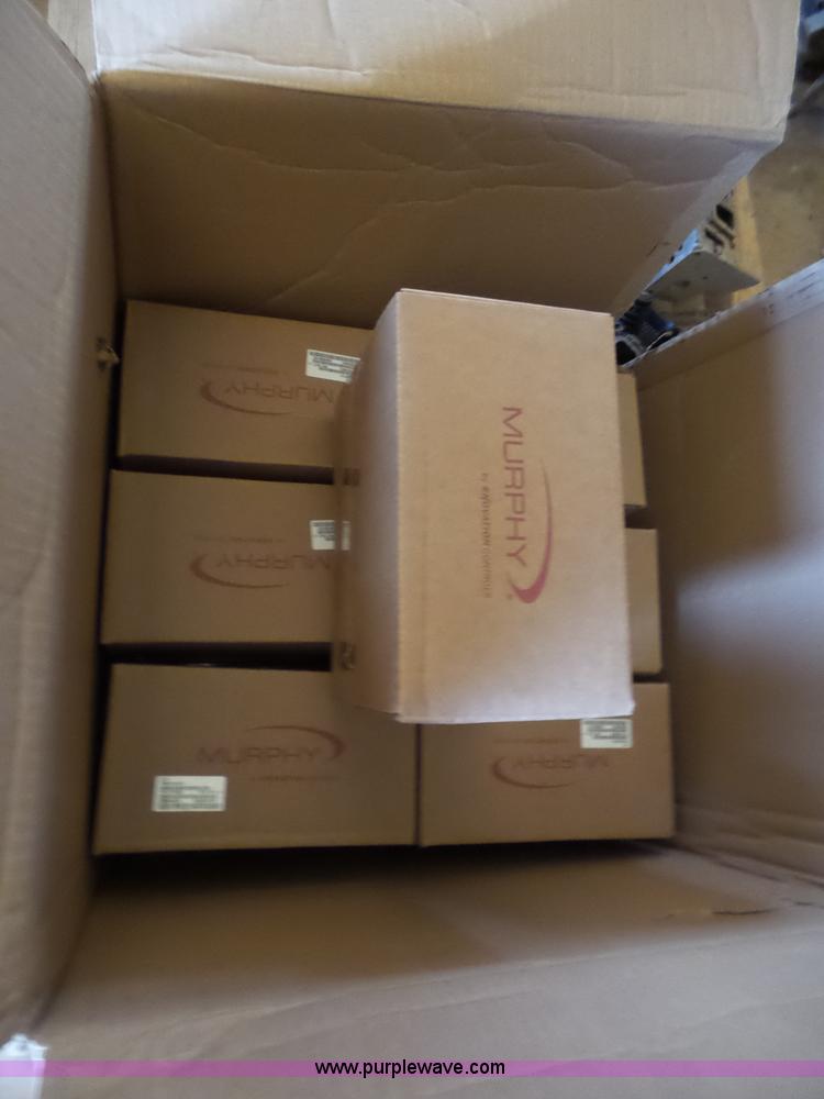 image for item BJ9328 (7) Murphy 12T time switches