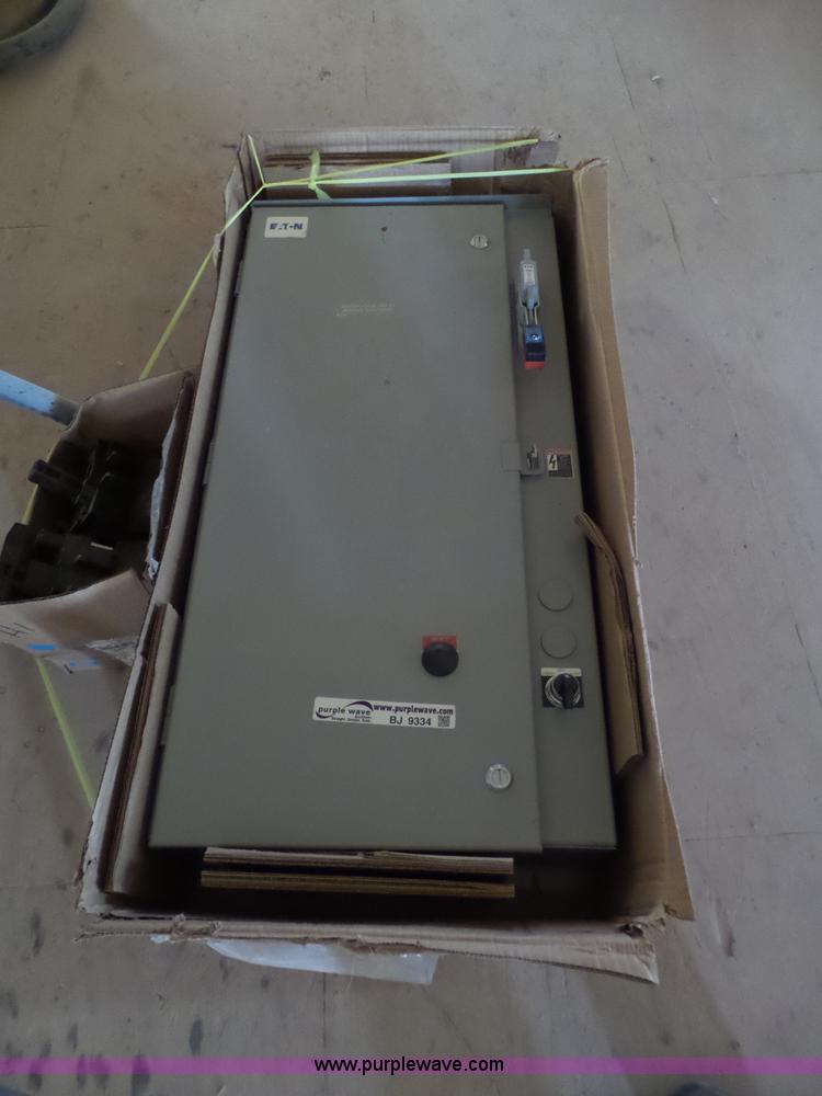 image for item BJ9334 Eaton electrical disconnect box
