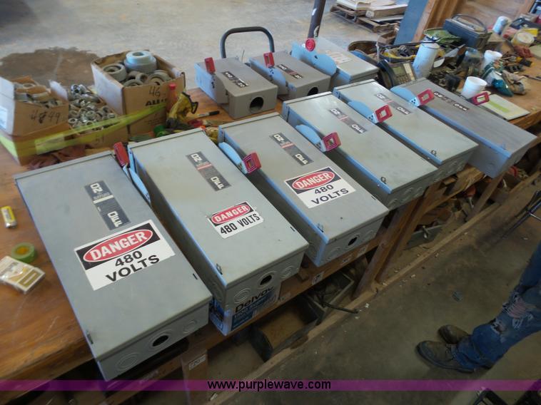 image for item BJ9338 Electric disconnect box