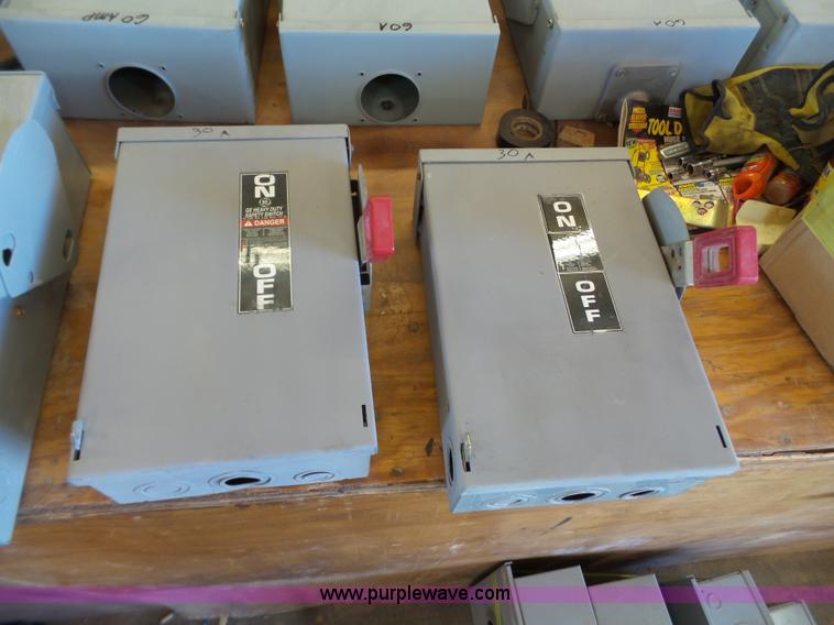 image for item BJ9338 Electric disconnect box