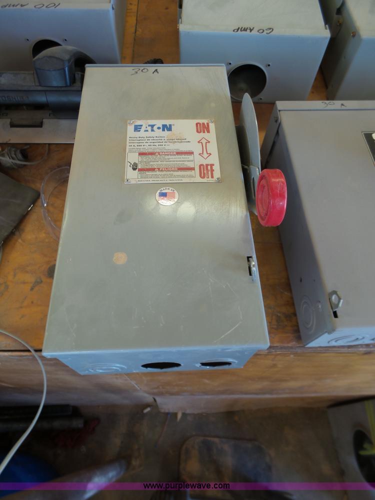 image for item BJ9338 Electric disconnect box