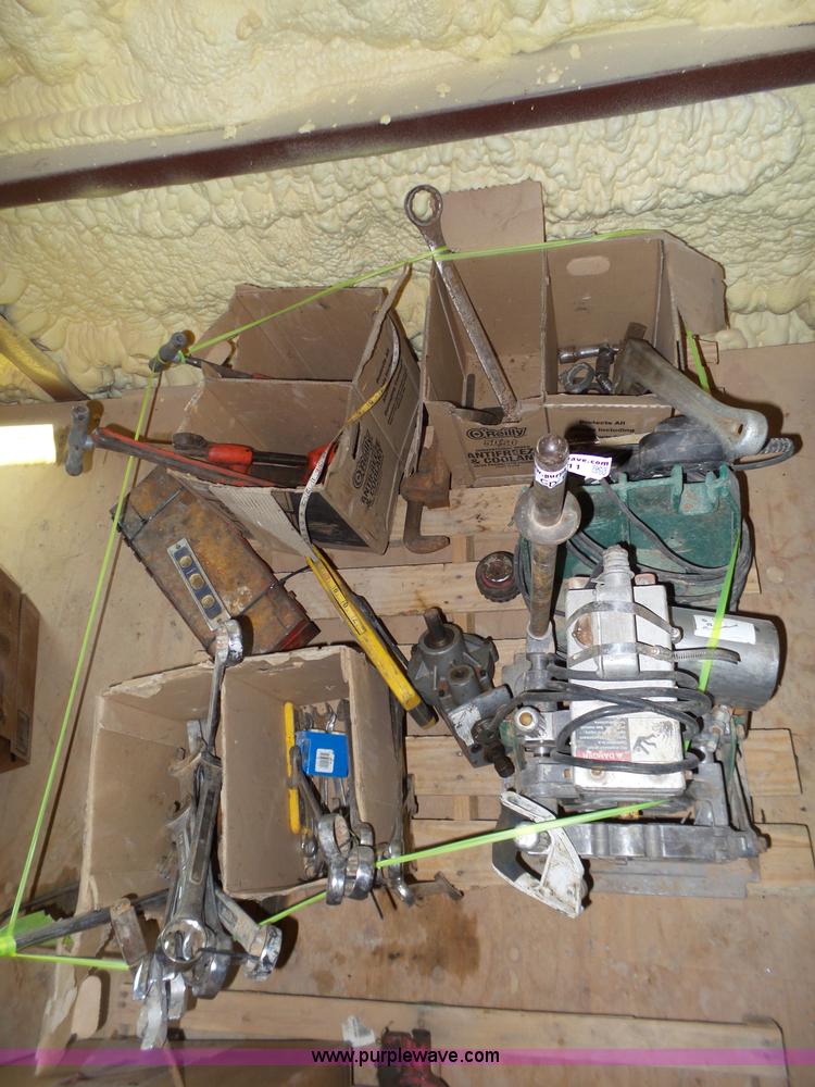 image for item CD9311 Hand tools