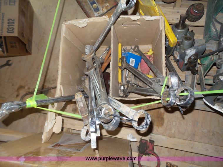 image for item CD9311 Hand tools