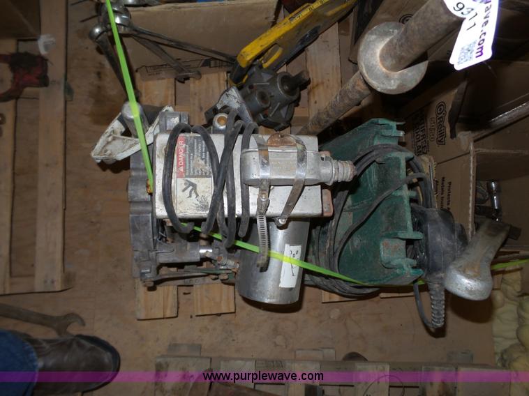 image for item CD9311 Hand tools