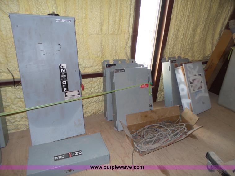 image for item CD9329 (5) electrical disconnect boxes