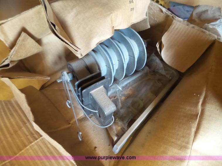 image for item CD9333 Power line construction parts