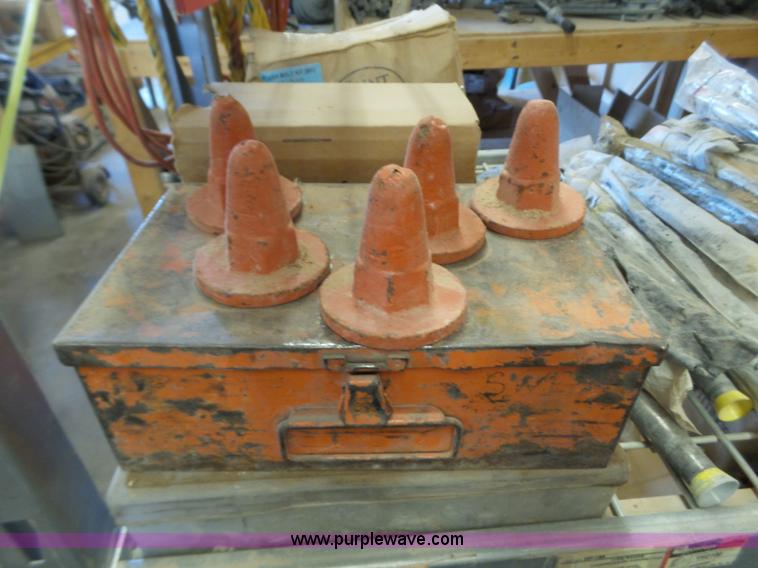 image for item CD9333 Power line construction parts